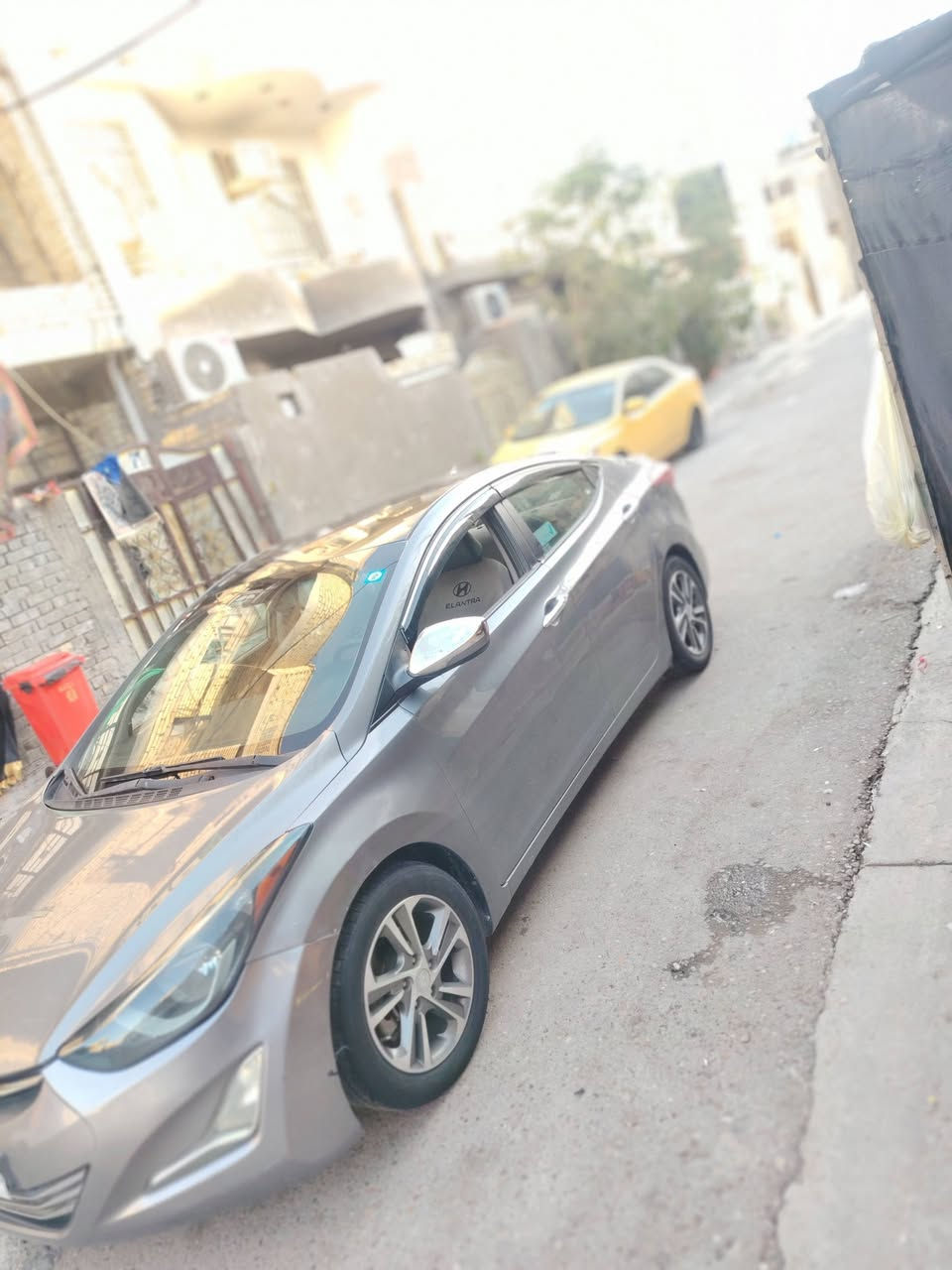 النترا وارد امريكي حادثه بنيد فقط بدون داخل ماشية ١٠٦ ميل  مكينة ١٨٠٠دوش المرغوب كير اي تي ام بلادي تبريد ثلج صدر خلفي امامي تخم تاير بيه رشات صبغ بدون حادث  السعر ٨٥ وبيه مجال الشراي يتصل وبخدمة ***********
