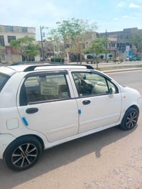 كيو كيو ٢٠١١ مكانه بغداد سياره نضيفه مابيه اي عطل حته التبريد شغال الي...