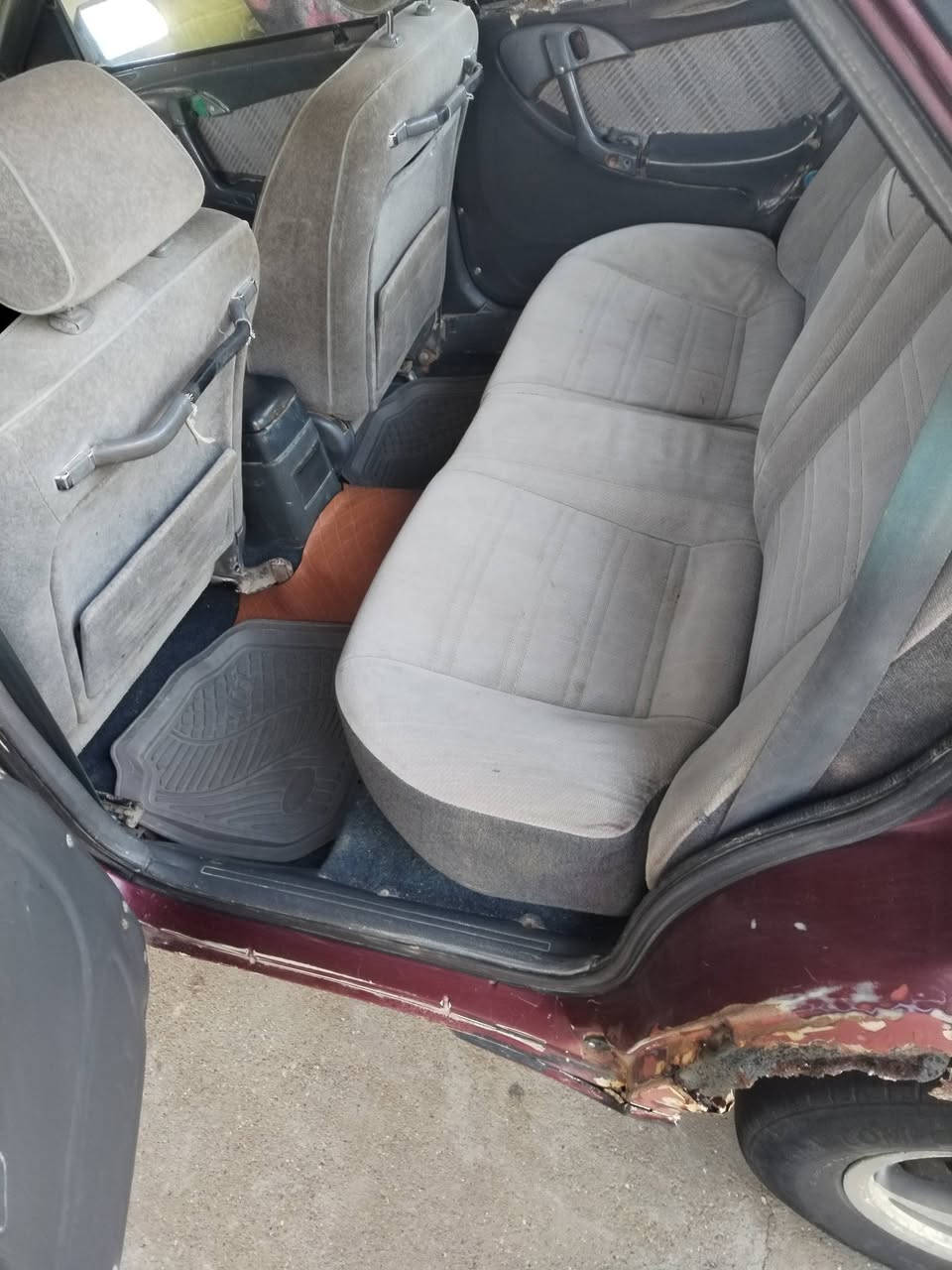 سلام عليكم دايو أسبرو للبيع موديل94 رقم نجف سنويه ل ٢٦ مشروع وطني مكينه ١٨ مفتوح سياره جاهزه رقم الهاتف***********
