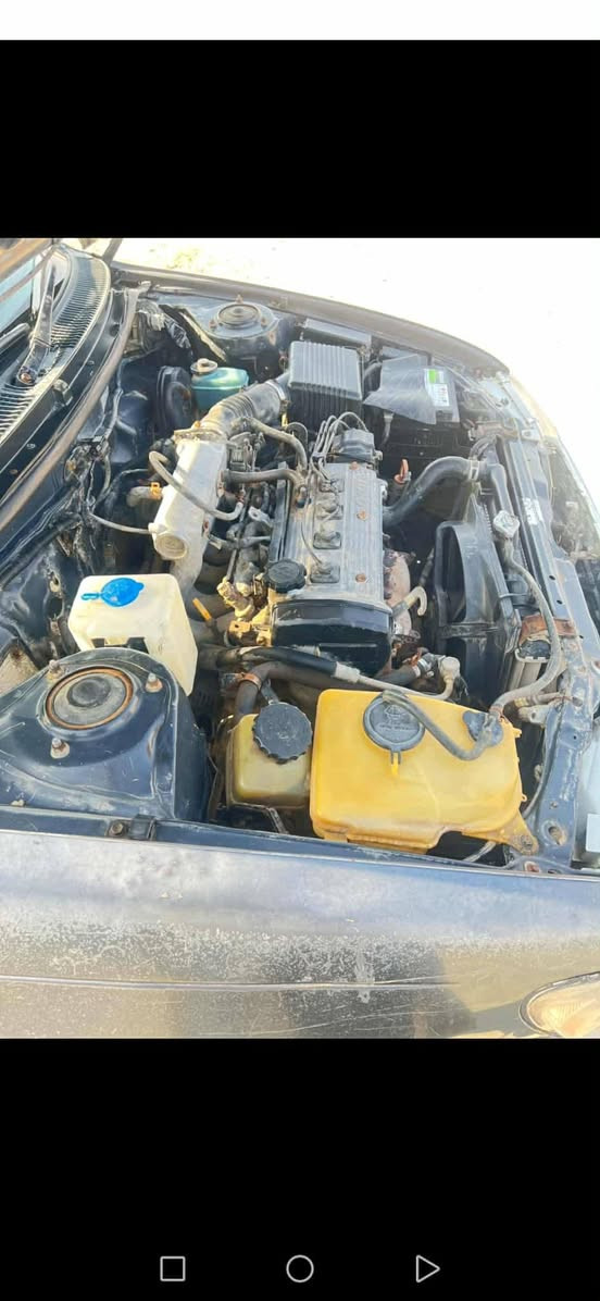 سلام عليكم
كورلا  موديل٩٤ مكينه كير نضيفات تخم تاير وباتري جدد سياره مكفوله من الحادث للاسفسار عل رقم***********
