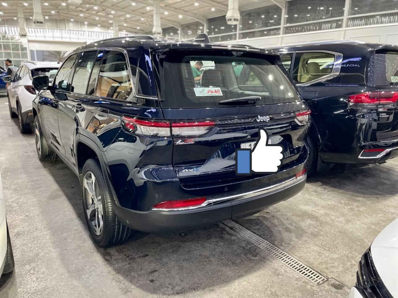 جيب موديل 2023 هايبر وارد امريكي
فول الفول 
رقم بغداد
السعر $(32500$) 
3 شدات و 25 ورقه 
 للاستفسار اتصال 
***********
