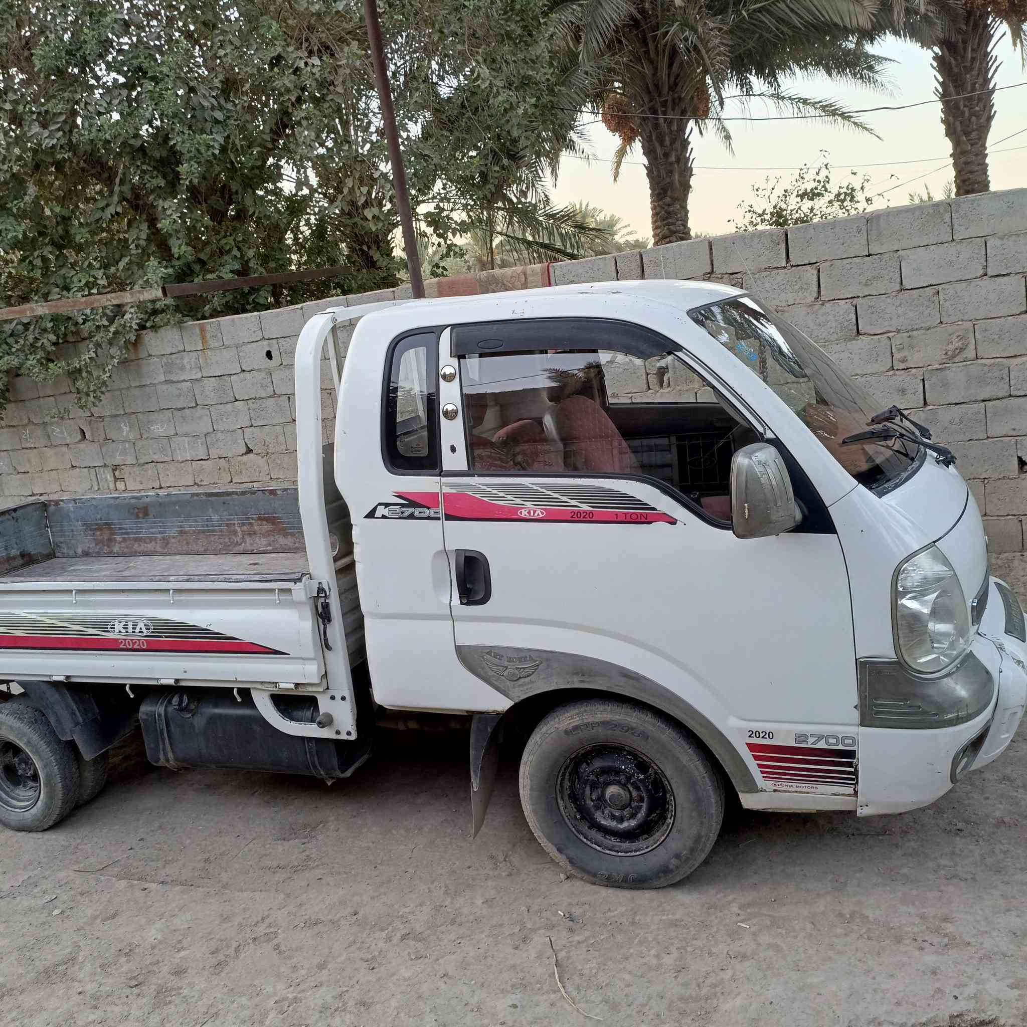 السلام عليكم كيا 2012 للبيع بسمي تحويل مباشر مكفولة تدفئة وتبريد شغال بابل محاويل السعر 90 وبيه مجال ***********
