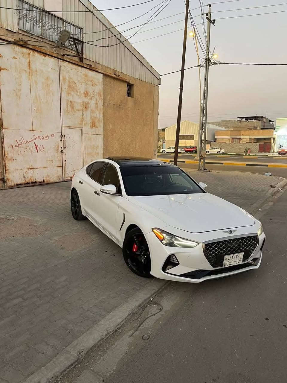 سلام عليكم 
جينسز g70 
موديل ٢٠١٩
٦ سلندر تون تيربو
السياره برستيج اعلى فئة 
كل المواصفات الي ببالك موجوده  
السياره حادث امريكه قبق جنطه مبدل فقط وهذا الجاملغ الامامي صاير شلون السرقه بس موجود داخل السياره بحيث بالسونار يقره عندك بس فتح فقط 
وهنا السياره نطخت يم قبق البانزين طخه خفيفه و نصبغ الجاملغ 
بعد السياره كلشي مابيهه ابددد
كير مكينه حداديه اكسل كله كفاله من كلشي 
السعر ١٨٥$ وبيهه مجال 
مكاني بابل
السيارة رقم بغداد بأسمي

***********
***********
