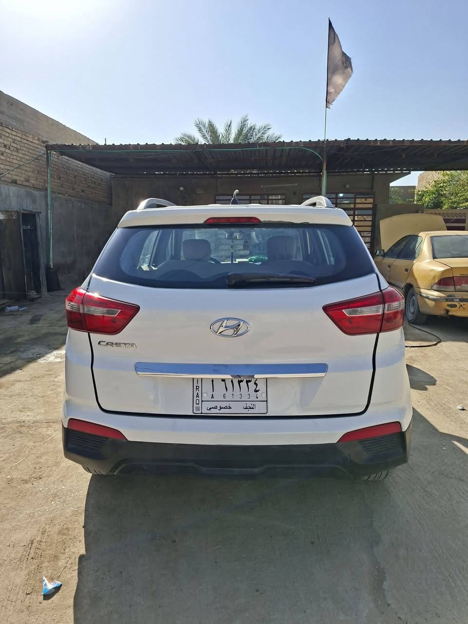 السلام عليكم 
هونداي كريتا موديل ١٦ بأسم صاحبها مكفوله كفاله عامه عدى رصعات بسيطات سياره جديده برغي ممفتوح بيها  على وضع الشركه 
اخوان السياره مو الي مكلف بنشرها السعر خابرو صاحبها 
مكانها نجف مشخاب
***********
