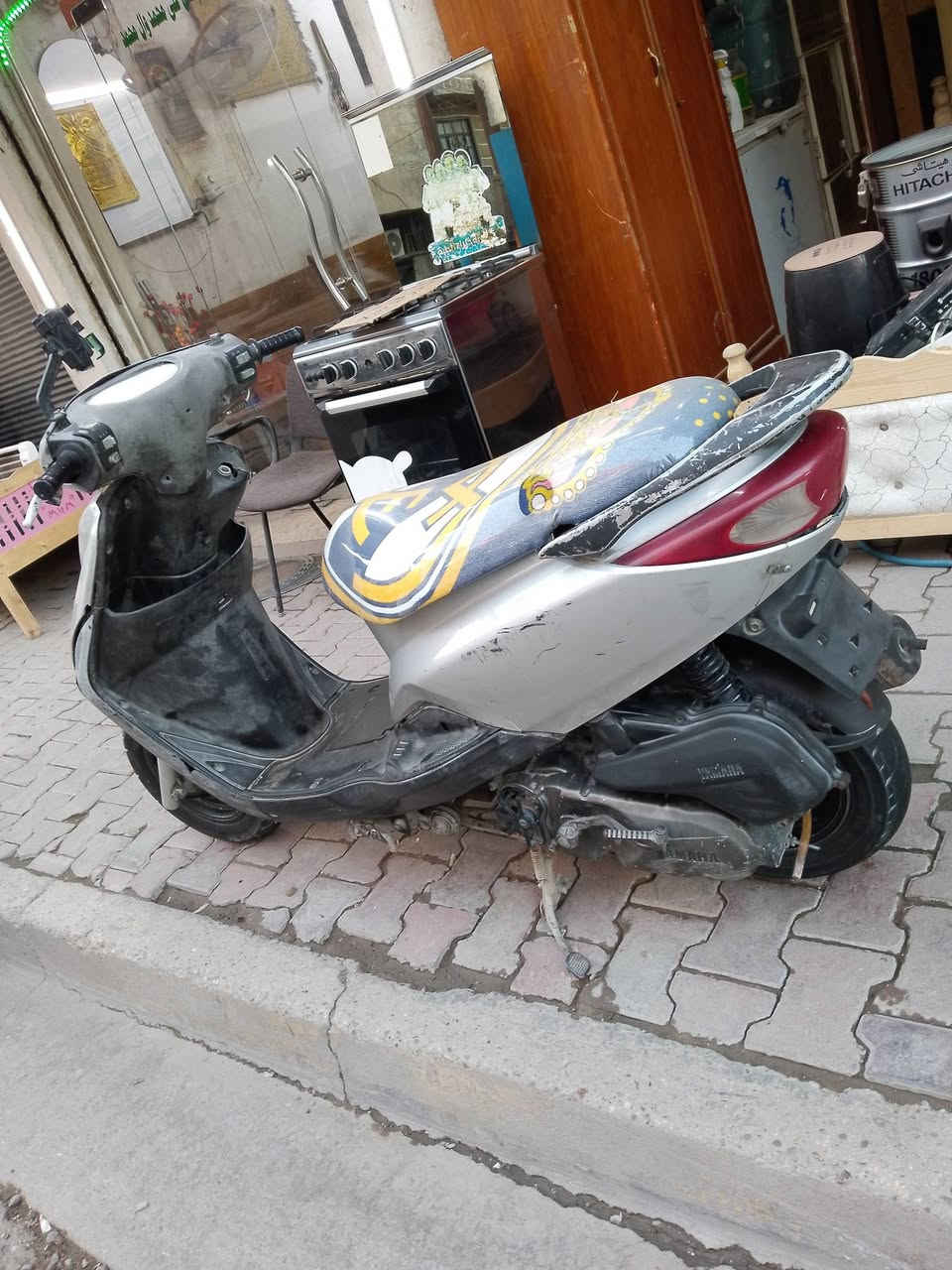 سلام عليكم للبيع دراجه بريز بغبغاء دراجه حلوه و نظيفة سلف هندر سعره 350الف مكاني الحريه الأولى
***********
