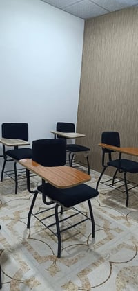 كراسي طلابية • ١٠ قطع • تحمل أوزان ثقيلة