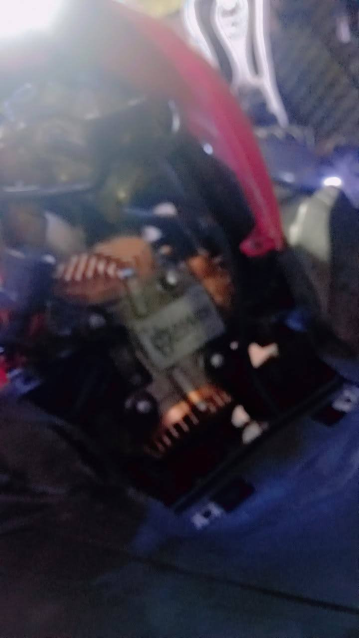 سلام عليكم شباب دراجه بيهه تزويد كور وبوشه وروله تتمارك شوفت عينك كلج امامي صدر وفج وفلنجه وياله رياضي يدات رياضي قبق بانزين رياضي دبلات خلفي مو بلاد رياضي اشاير برتقالي كابريتر قفاز وبعد بيهه غراض للبيع او مراوس مكاني حريه او ساحه عدن شلعه ومعدل تخبل ***********
