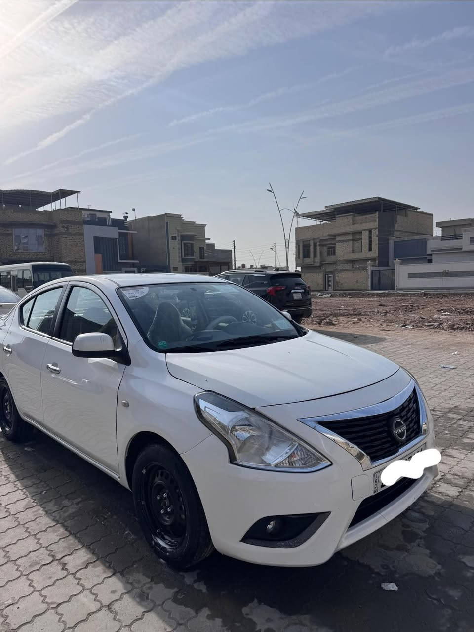 نيسان صنـي 2024  هندي للبيع 
ماشية 23km
ام الشباك الجديد 
رقم اربيل بأسم الشركة 
قطعتين صبغ 
السعر 122
رقم صاحب السيارة ***********
