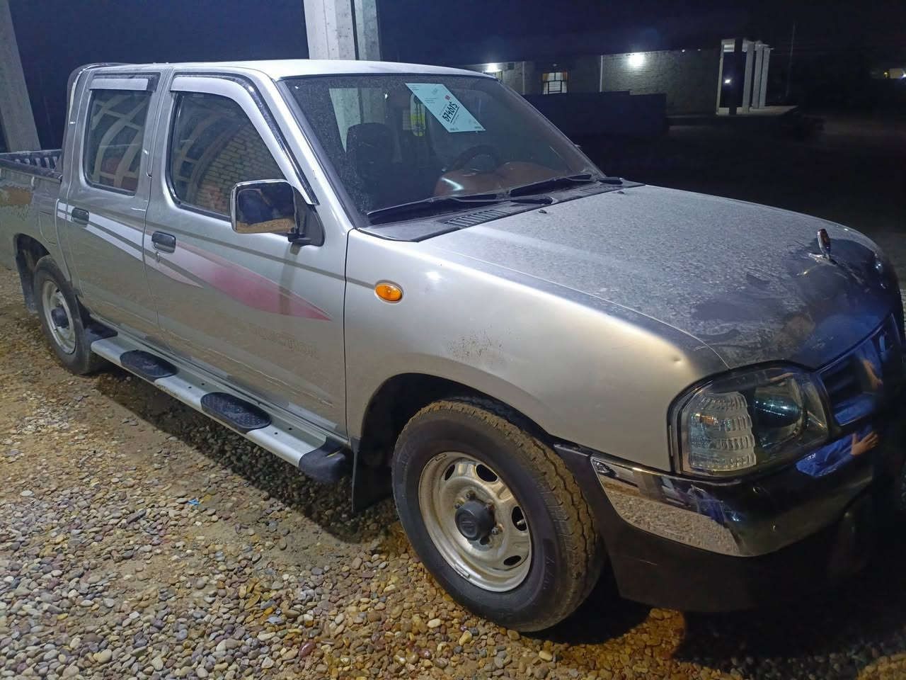 نيسان 2008 بلاديه فول
دبل رون شاشه 

دبل جكمجه 

داخل احمر محسن 

جام اوتو ماتيك

كير عادي 
تدفئه تبريد

مكان فلوجه كرمه 

***********
