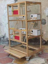 قفص خشبي • ١٫٦م ارتفاع • ٤ بيوت