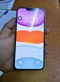 13 برو ماكس النظافة 100 شخط مابية بطارية 95 ذاكرة 512 الجهاز امريكي اص...