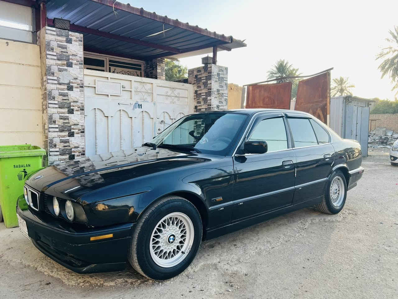 بي ام 525 محرك مسكر فانوس وارد يابان موديل 1992 بچم عريض رقم صلاح الدين مشروع وطني شرط تحويل تدفئة تبريد صدر جديد تخم تاير تخم ويل جديد غرفة جديدة سيارة جاهزة 
السعر 60 وبيها مجال مكان سامراء 
متوفر 24 ساعه ***********
