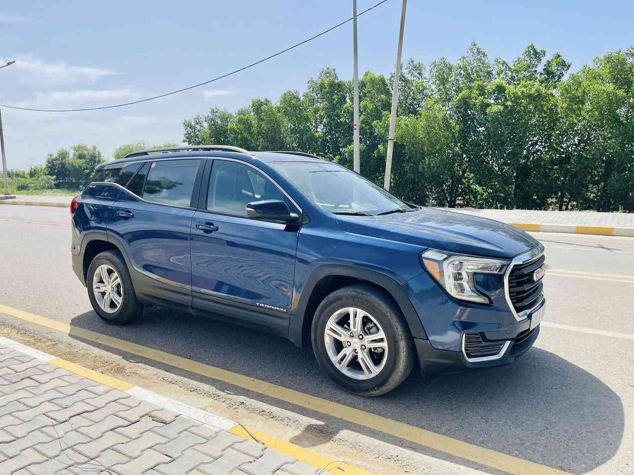 السلام عليكم ورحمة الله وبركاته
جي ام سي تيران GMC SLE موديل 2022  

🔹مرقم اربيل

🔴جميع الايرباكات سليمة بدون اي ضرر

🔹المحرك: 1.5L تربو (اربعة سلندر)
🔹العداد: 40 الف ميل قابل للزيادة
🔹تايرات بحالة ممتازة
🔹رادار امامي مانع تصادم
🔹رادار جانبي (نقاط عمياء)
🔹كامرة خلفية دوارة 
🔹كشنات السيارة مخمل اسود
🔹تحكم فول كهرباء لكرسي السائق 
🔹كرسي السائق هزاز لتنبية 
🔹حساسات خلفية 
🔹اشارة بالمري 
🔹المراية الوسطية تعتيم اوتو 
🔹تبريد قطعتين امامي وخلفي
🔹تدفئة لكشنات الامامية
🔹شاشة الدشبول حجم كبير للتحكم بايعازات السيارة
🔹بصمات عدد 4 للابواب مع بصمة تشغيل 
🔹تحكم ستيرن 
🔹 الضرر جاملغ ايمن فقط مع حافة البنيد بدون دواخل 

📍مكان السياره واسط /كوت
 
للاستفسار الاتصال على ***********
