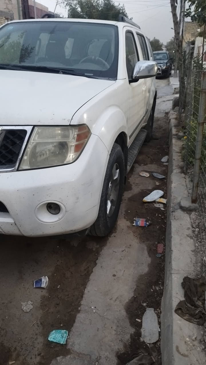 السلام عليكم للبيع باتفندرموديل 2008فتحه ثلاث قطع تبريدمحرك كيرنعمه من الله السياره بسمي بغداددولي مكاني بلغزاليه السعر110هذه رقمي ***********.        ***********
