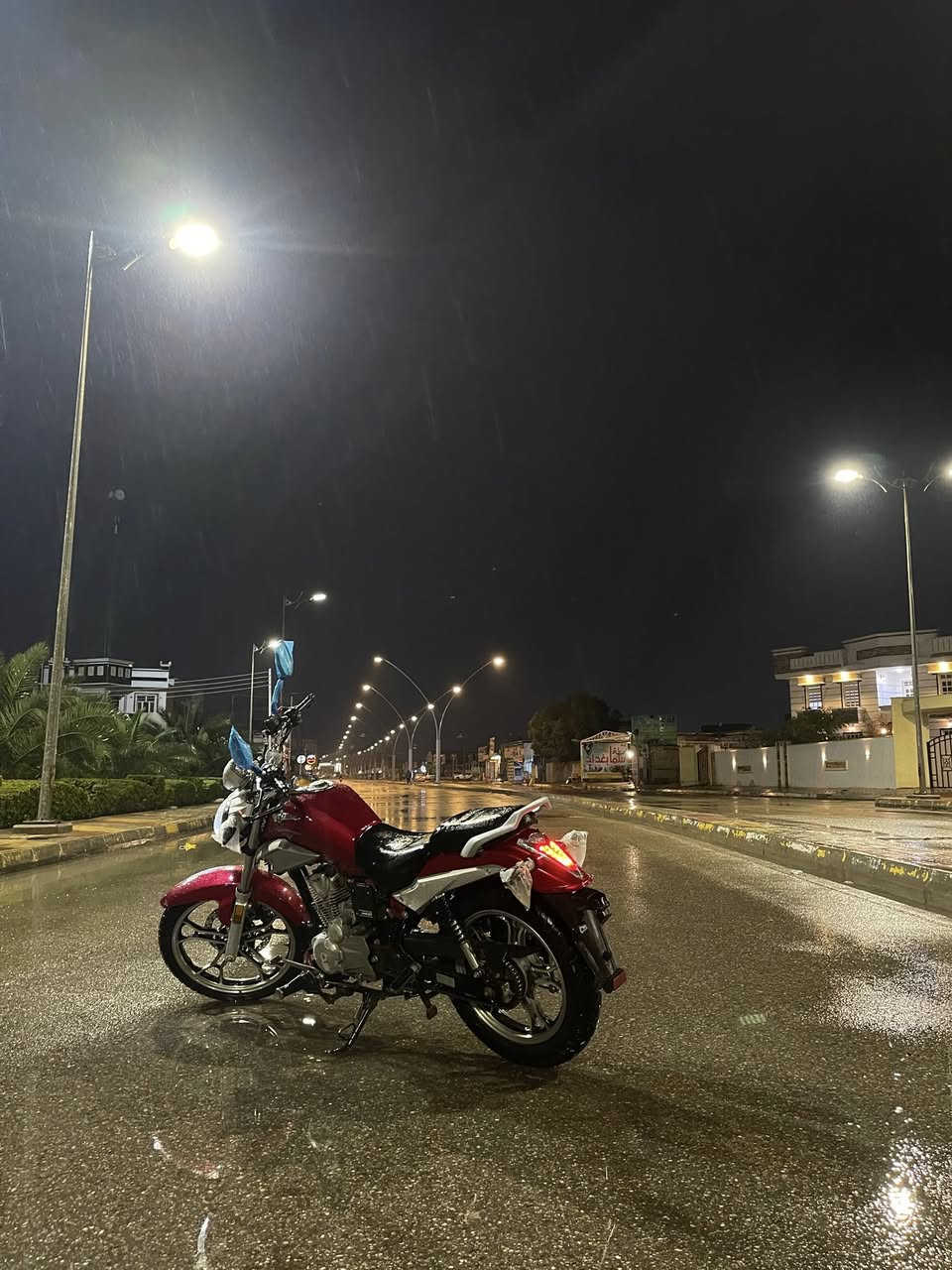 سلام عليكم هاوجي كلاسك للبيع موطور جديد مكينه خرسه اكفله من الفتح أو غير شي
موطور موديل ١٧ مكرمك كامل
موطور مثل ما موضح بل صوره كلش نضيف 
سعر مليون و٢٥٠ 
رقم ***********
