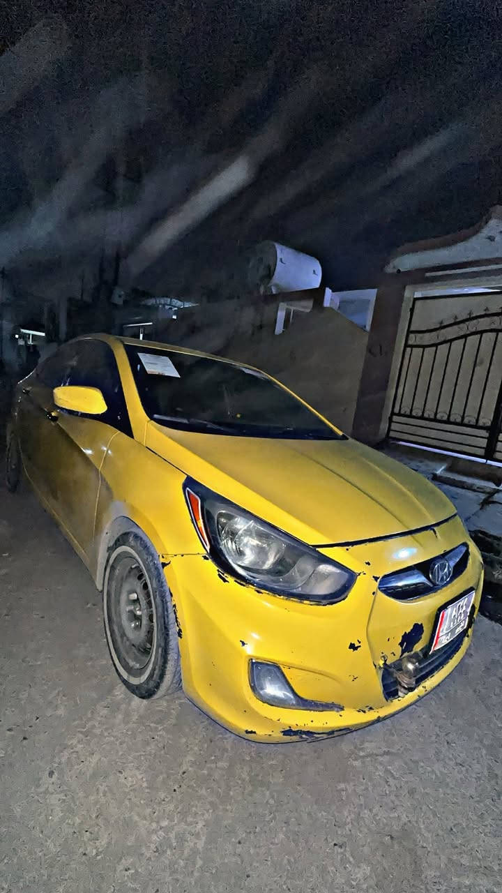 اسلام عليكم
🚗اكسنت 2️⃣0️⃣1️⃣2️⃣

ضرر بيها طخه بل جاملغ اليمين وبونيد مبدل وباب مبدل 
كير توماتيك 

للاستفسار اكثر الاتصال ع الرقم 

***********

السعر 80 وبيها مجال
