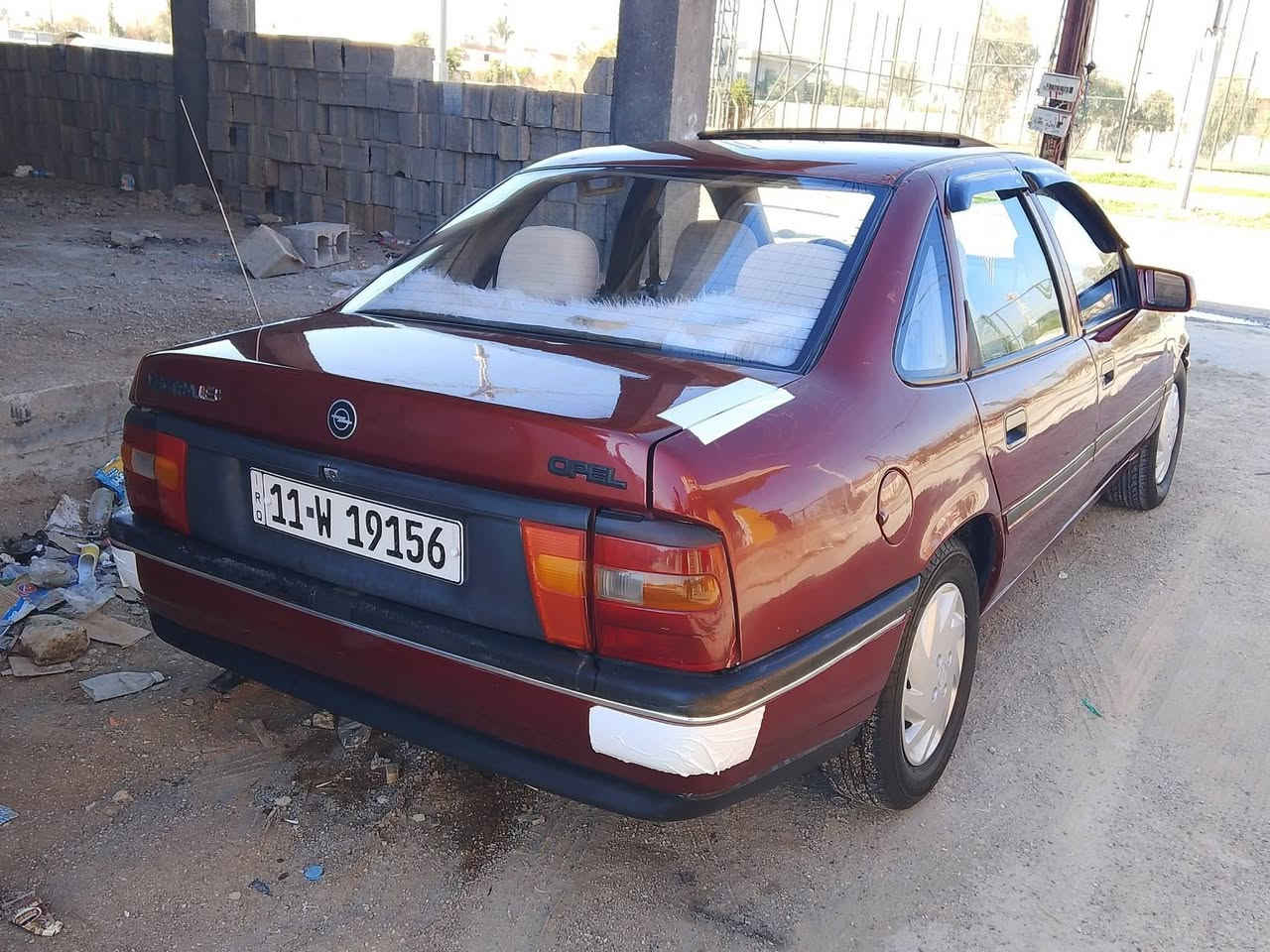 اوبل فيكترا موديل 92 محدثه 95 كير اوتوماتيك سقف سلايت حجم السياره 18 تخم تاير جديد مشروع وطني مابيها ضربه ولا خياس على بلاد الشركه مكان السياره كركوك سعرها   42يرهم مراوس حسب القناعه *********** الشراي يخابر بيها بطاقه البانررين
