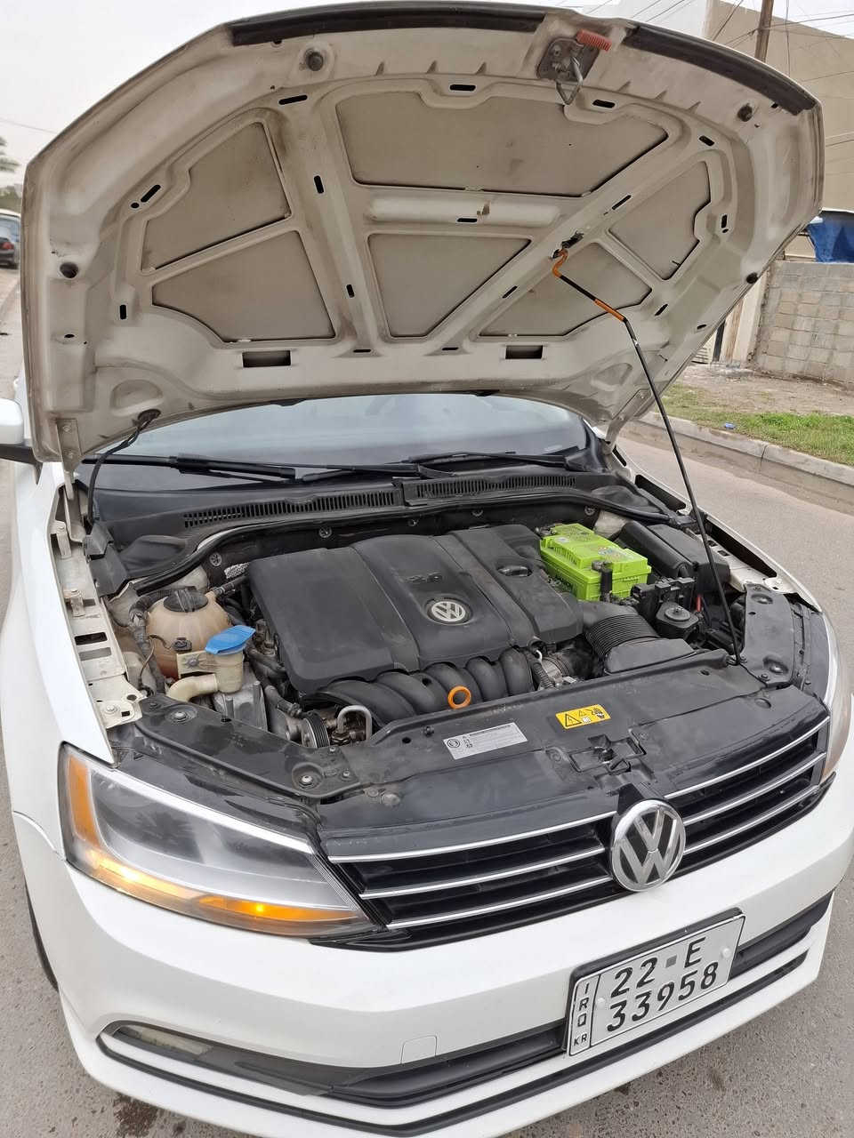 جيتا ٢٠١٢ وارد امريكي(5سلندر) (Clean Title)بيه صبغ جاملغ خلفي جه سايق وبنيد وجاملغ امامي جه سايق ربع منه
اشاير مري تحكمات مري  تدفئه مري سلايد كير ٦ نمر اوتو تدفئه بل كشنات اماميه تبريد ثلج تدفئه شغاله صدر سياره ٨٠ % تخم تايرات داخل كريمي  سياره جديده ونضيفه وصور تحكم رايده ب125 بيه مجال قليل مكاني بغداد العامريه***********
