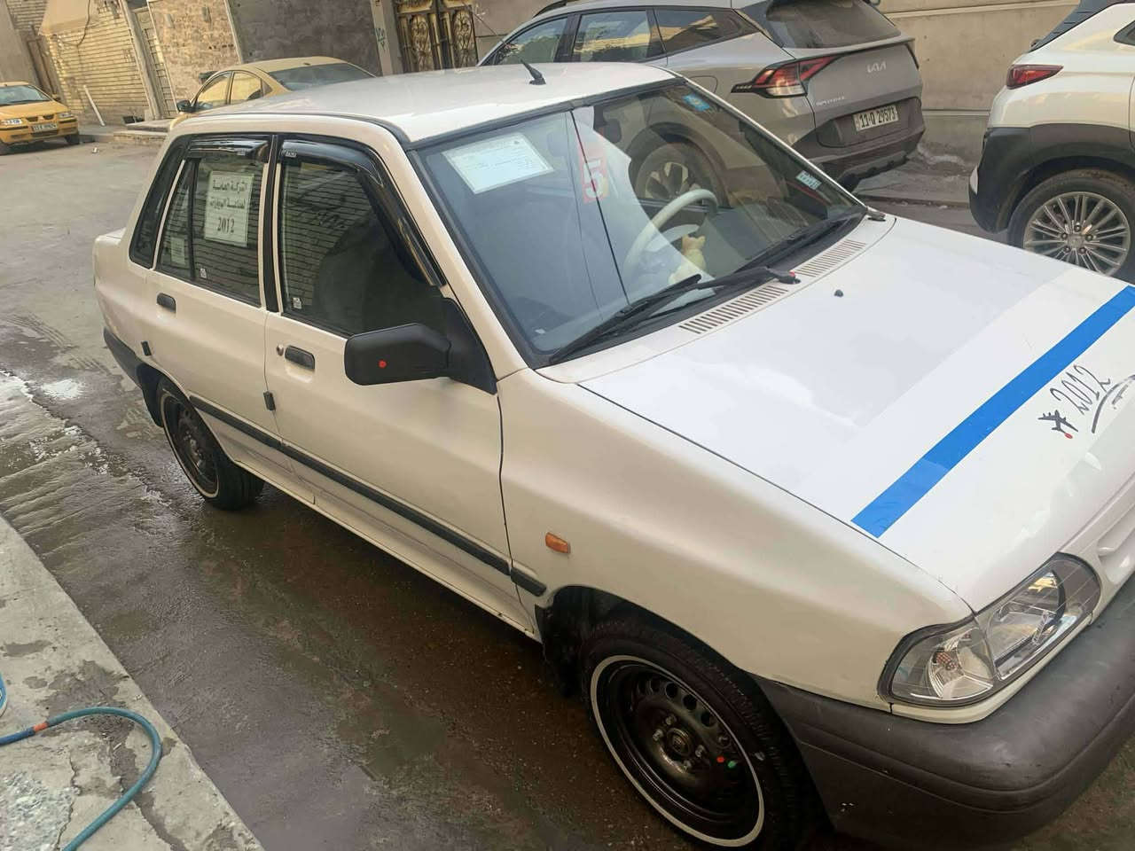 سلام عليكم
سايبة ١٢  مكفولة من التبديل والمعجون والصبغ السيارة جديدة وتضيفة بمعنة الكلمة 
تبريد ثللجة  ستخدام شخصي 
تخم تاير خط ابيض جديد 
السيارة باسمي تحويل ثاني يوم 
السعر ٣٧ وبيهة مجال قليل 
العنوان البلديات قرب جامع سيد صلاح 
رقم الهاتف *********** واتساب فقط
