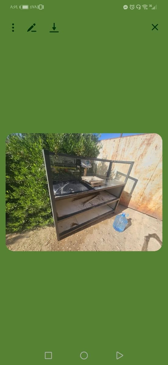 شباب عندي هدوله للبيع لتواصل ***********
