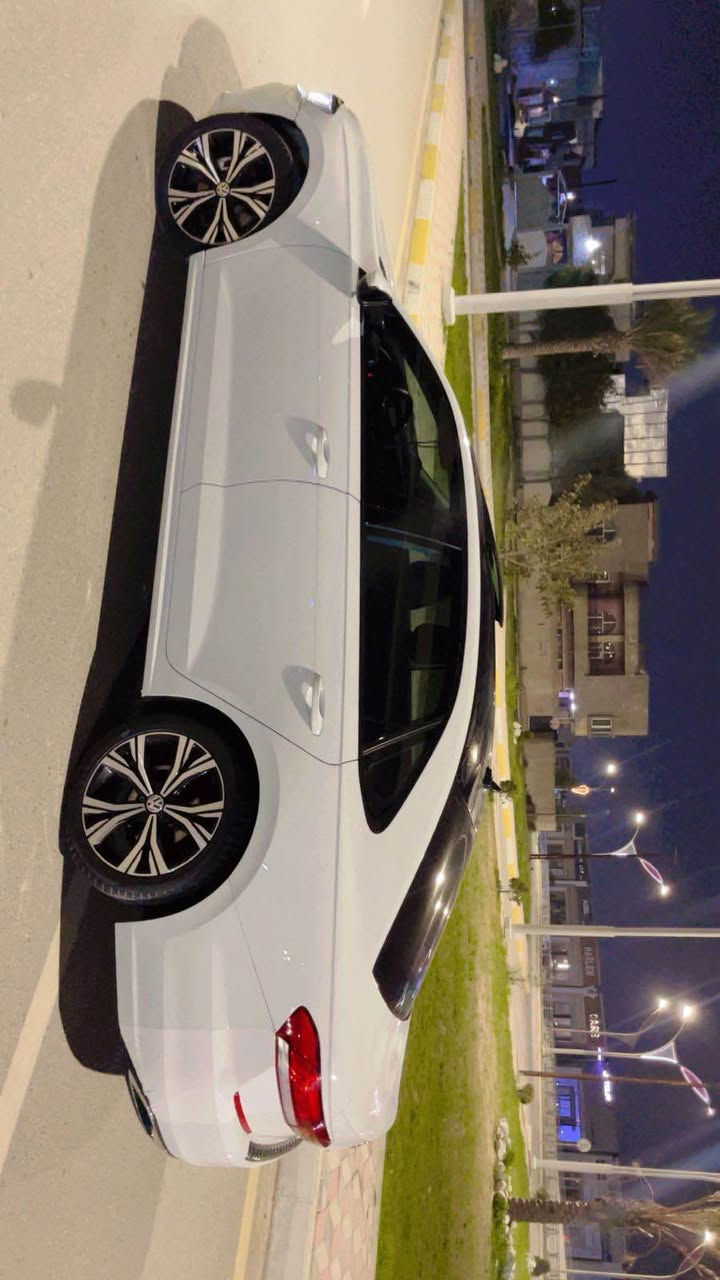سلام عليكم 
باسات / 2022 موصفات SE
محرك 20 Turbo 
بدون ايرباك بدون دواخل شرط 
ضرر نص بونيد  صبغ شبر جامرلغ صبغ 
ماشي 95K
لاستفسار  الرقم 
***********
واتساب كركوك, العراق
