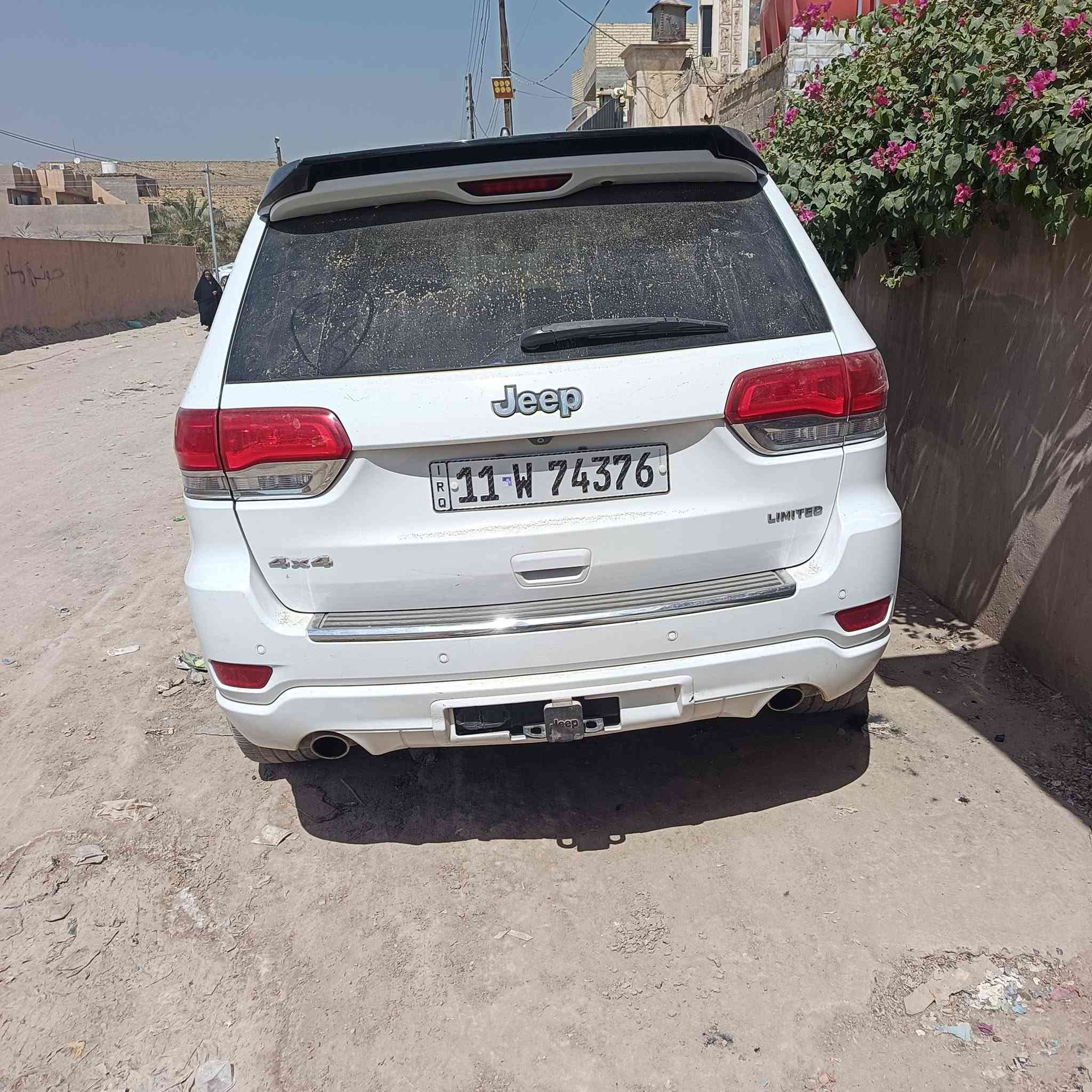 جيب 2014 بيه جاملغ وبنيد بدون دواخل 
 بغداد بسمي
للتواصل ***********
جيب 2014 بيه جاملغ وبنيد بدون دواخل  (( السعر ١٧٠ ورقه
