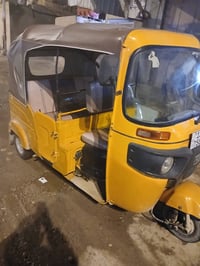 تكتك 21 للبيع السعر 6و750 وبيها مجال قليل 07707359044