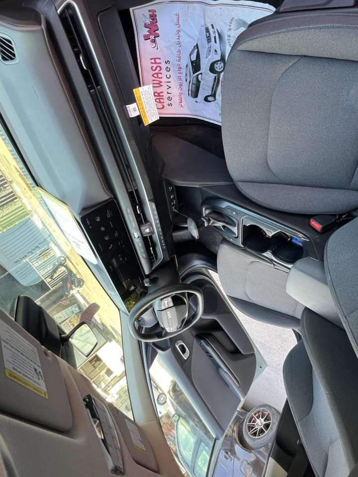 السلام عليكم سياره k4 أمريكي موصفات نص فول كاميرات رادات إماميه خلفية  بصمه السياره ب اسمي تحويل مباشر 
الحادث جاملغ خلفي وشويه الباب  العنوان السيديه
***********
