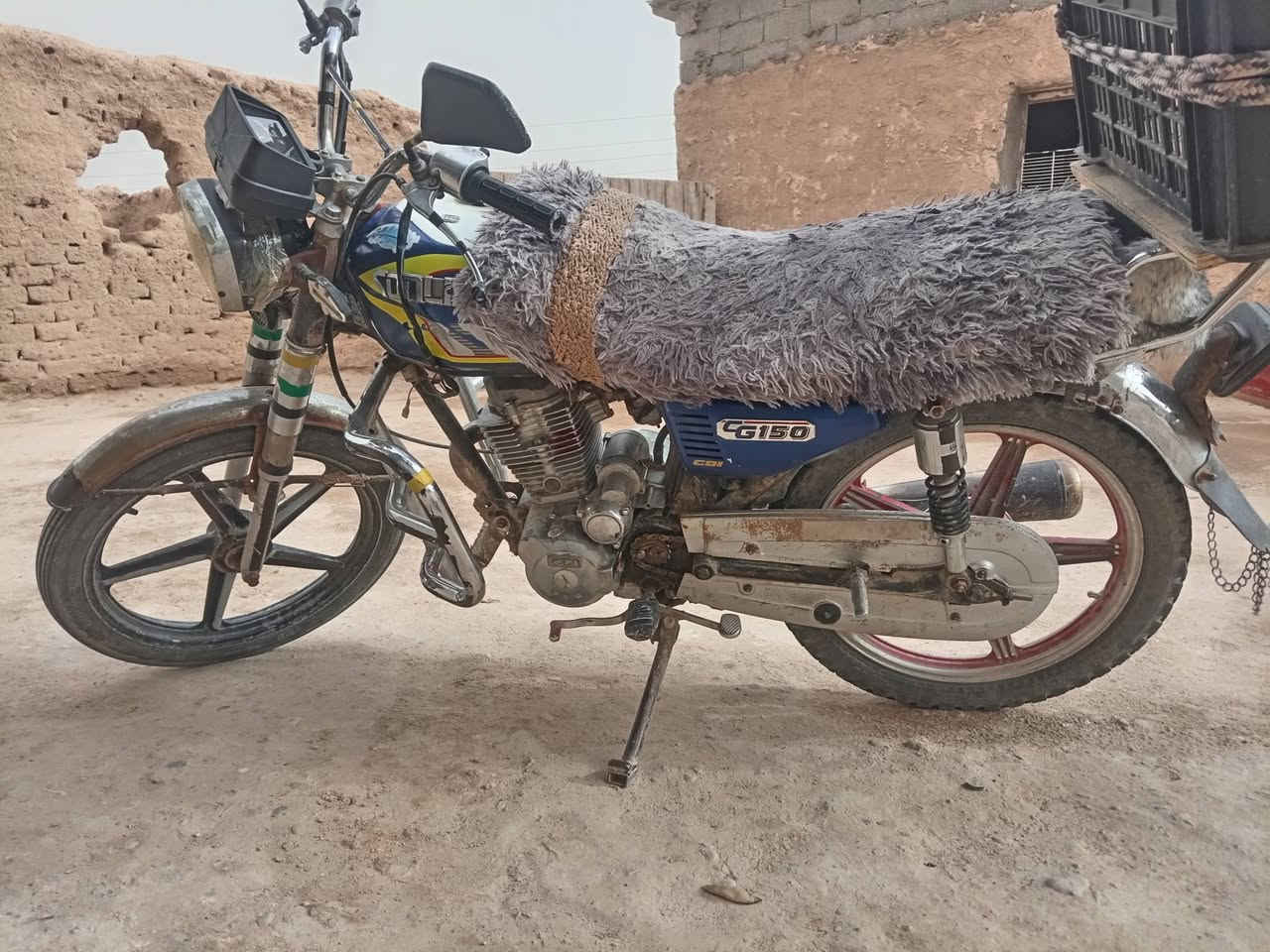 سلام عليكم موجود موطور البيع بارت محرك فيوم نضافه مثل ماواضح بصوره الموطور بي بدايت 
دخان مكاني قريت العماري سعره 275وبي مجال الطيبين وافق ادمن ححب


**إذا كنت صاحب هذا الإعلان وتريد حذفه لأي سبب، رجاءا أرسل رسالة إلى الدعم الفني**