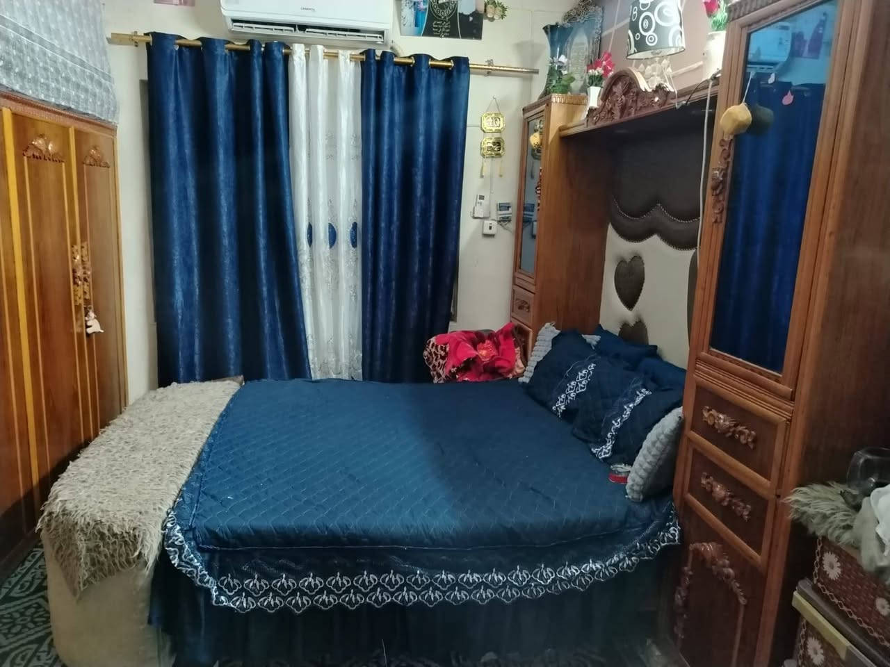 غرفه النوم لبيع لستفسر اتصل على الرقم ***********
