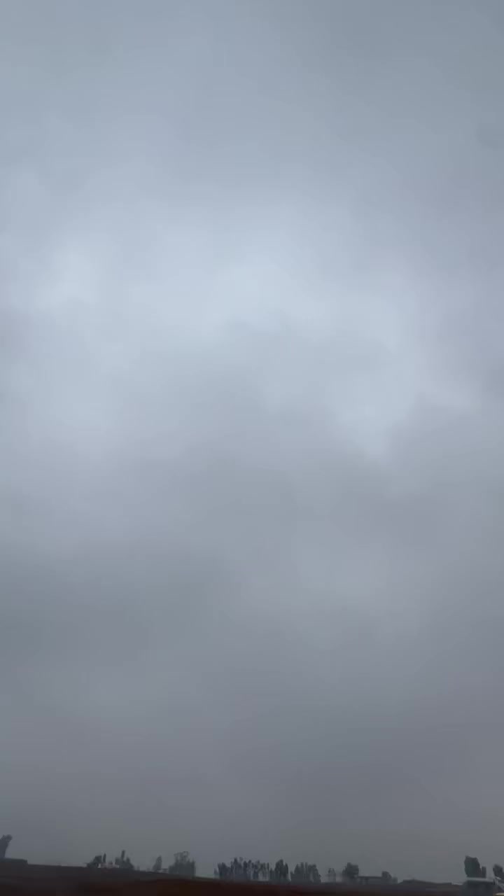 السلام عليكم وسيان سني 2024هندي بليته زركه سياره بيها بارد بخشم الجاملغ الايت راجع عليه وصاير بي بارد ومقسم هوه والباب سياره ماشيه 90الف السعر 115 العنوان دور الضباط ***********
