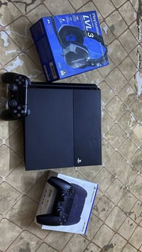 بلي فور فات جهاز نضافه 100/80 ويا جوستك بلي 4وجوستك بلي 5معه سماعه بلي...