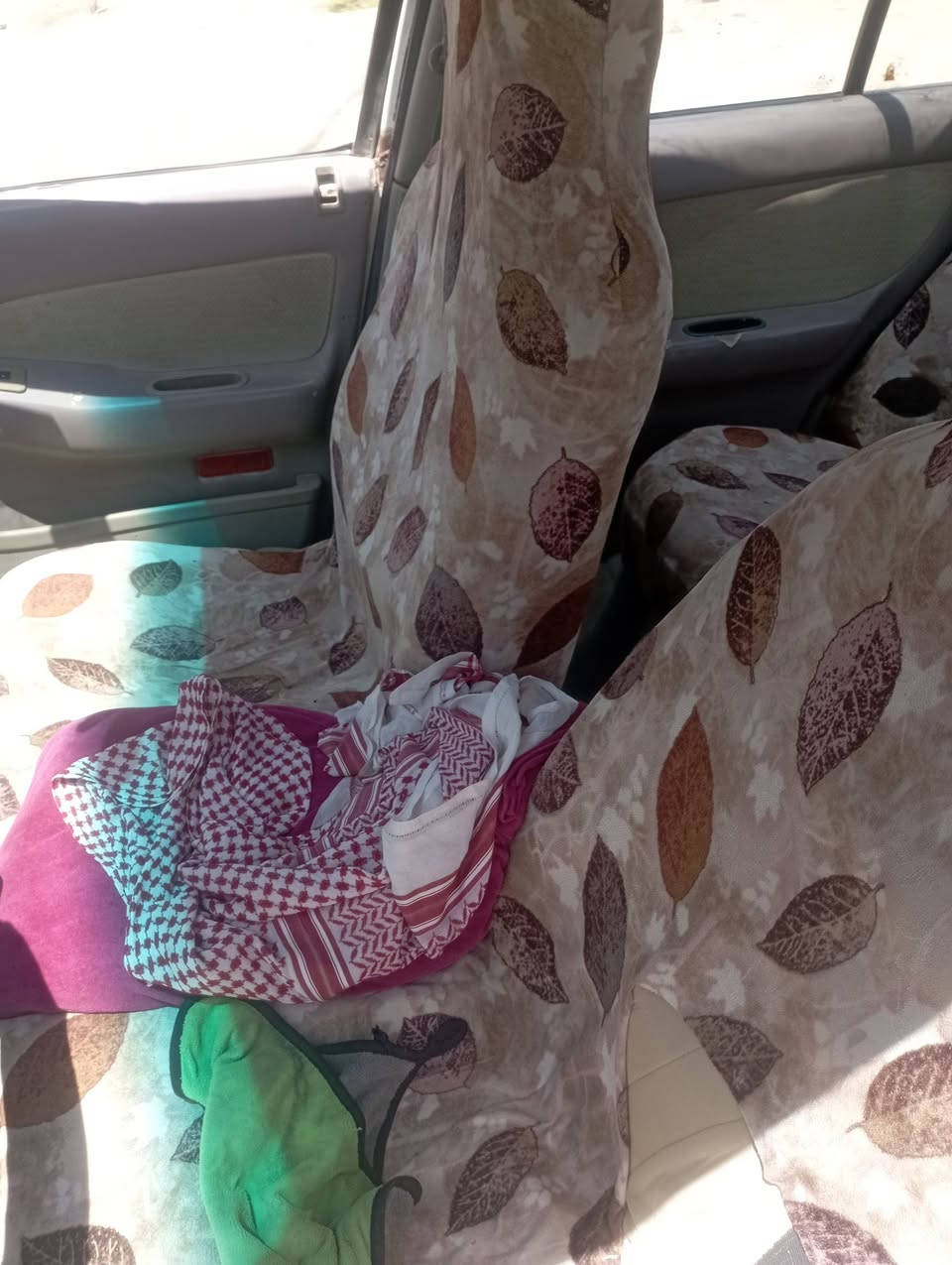 سلام عليكم كيا سيفاء 93رقم نكليزي بسمي 22وبيها مجال قليل الاستفسار ***********غير متواجد ع فيس
