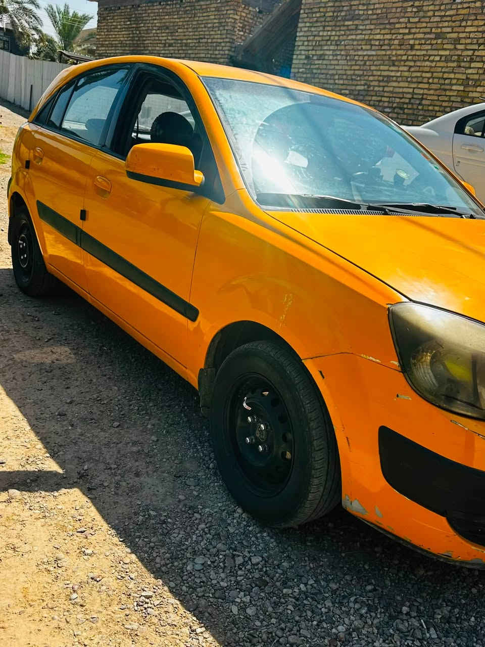 السلام عليكم
مكلف بنشرخاص ماجاوب شراي يتصل  

كيا ريو مديل 9وارد امريكي بدون دواخل شرط تحويل سعره 70 بيه مجال متحتاج صبغ ولا حداديه بس تبريد ميشتغل بي ليك مكان سياره بغداد الاتصال ***********

