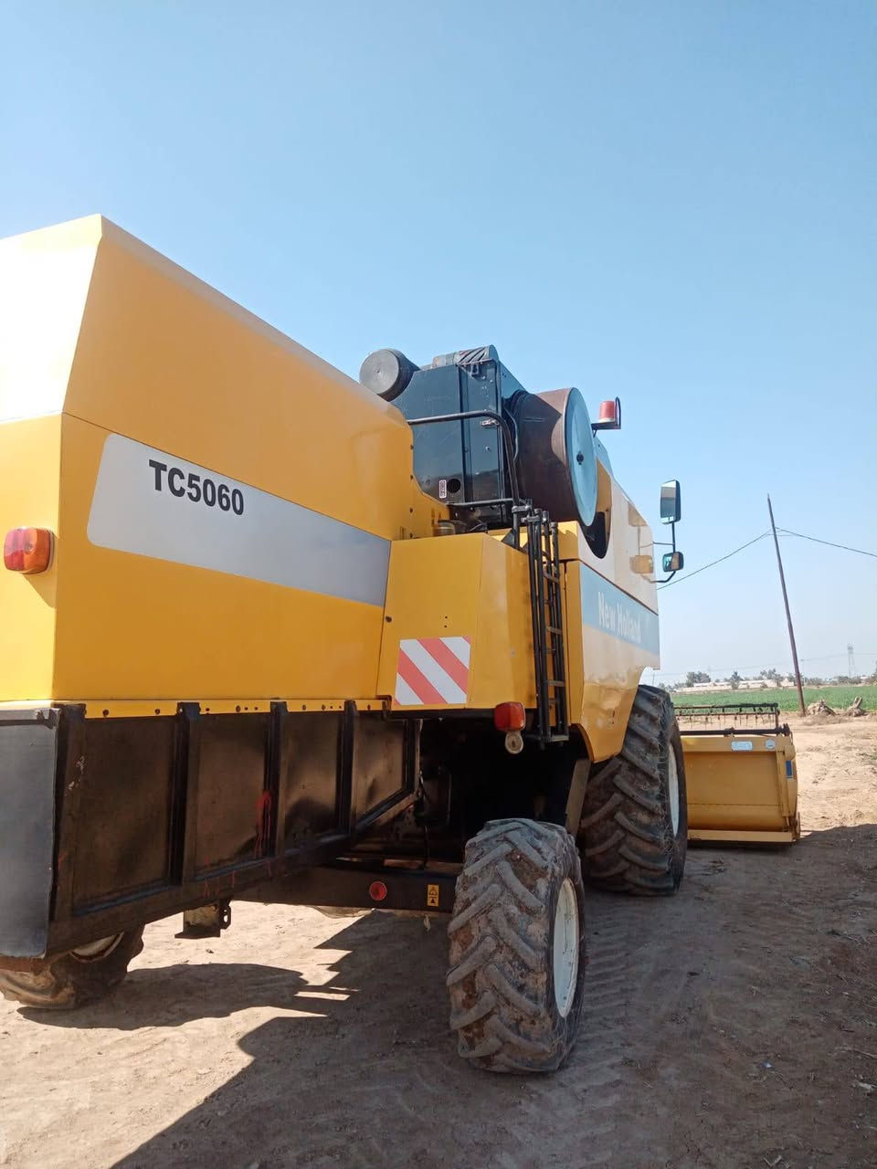 حاصده للبيع حجم 5060 موديل 2013 تك درام اوربي ام كاروضه الاستفسار.    ***********
