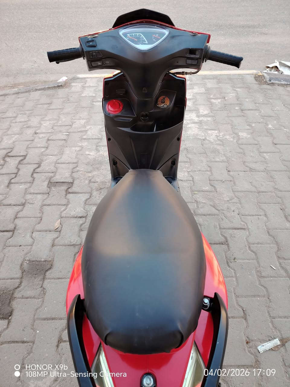 دراجه سكنس مكفوله برغي مامفتوح بيهه احلى من الصور *********** سلف لايتات شلعه كامله من كلشي سعرهه 325 بيه مجال
