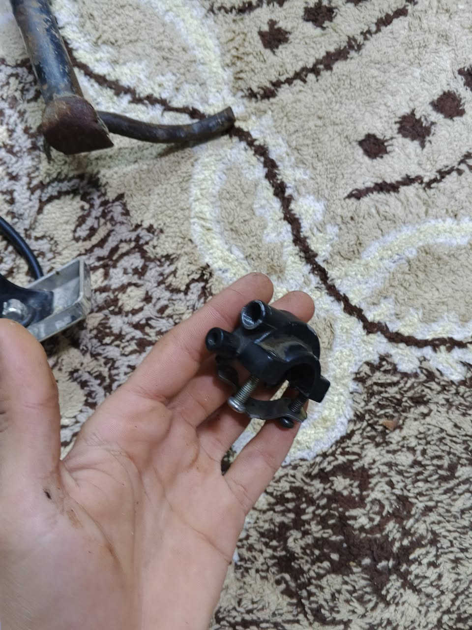 سلام عليكم غراض للبيع
1.دبلات خلفي تايوان بستالاف
2.دبلات امامي بيهن عواج بعشره
3.عضمه مال سلكيتر بانزين بتلاثه
4ستان بخمستالاف
5.سكان وسله خلفي بسبعتالاف
6.كابريته بثمتالاف
مو شراي لاتراسل واتساب***********
