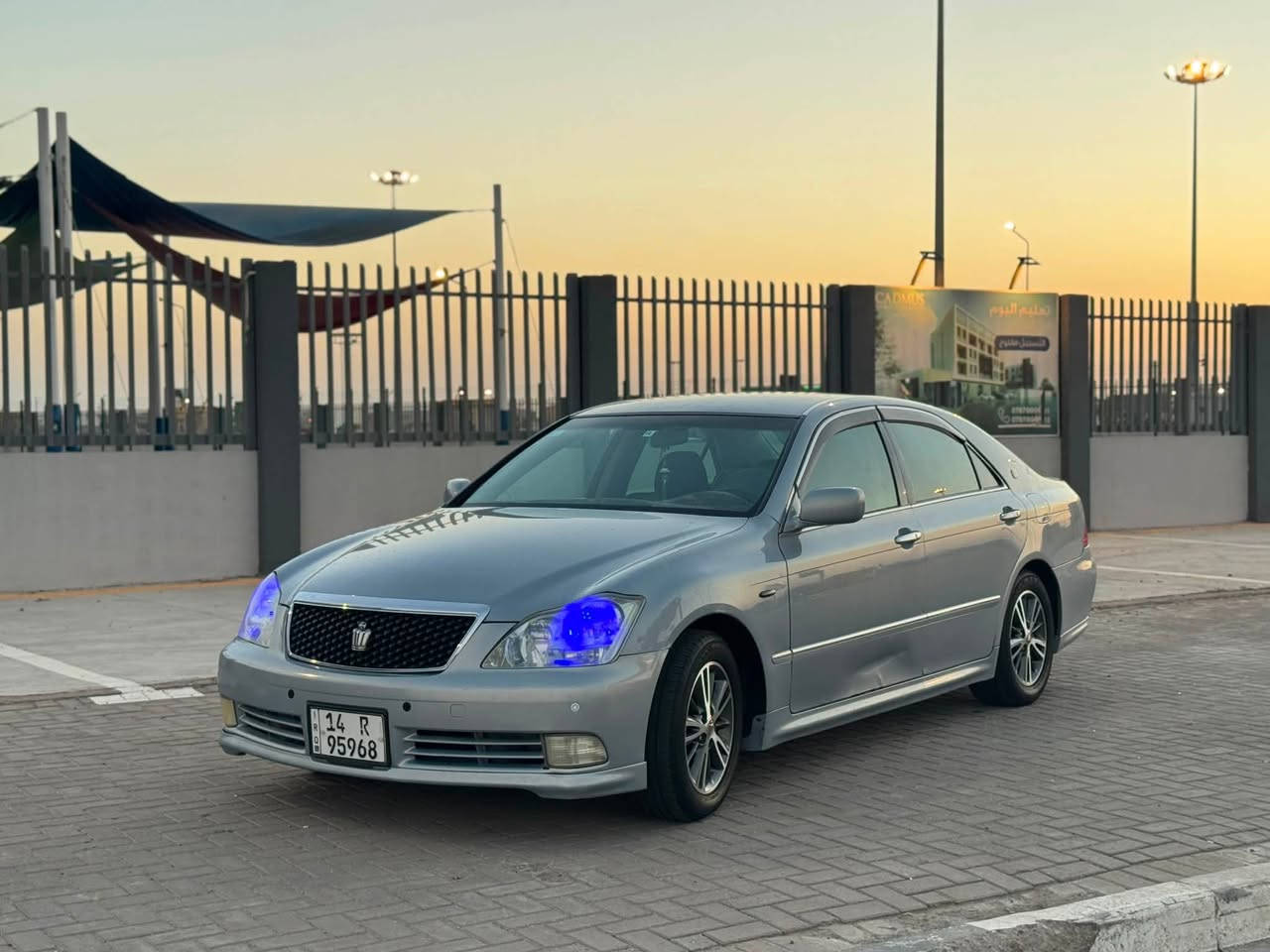 السلام عليكم تويوتا شاهينه مديل 2004 سياره جديده مكفوله من الكص بيها تبديل قصع اثر جراد مكفوله من الحادث فقط تبديل أصوليه رقم بصرة الدولي سنوه هزه جديده سياره مابيها اي نقص وفول مواصفات برده خلفيه كهرباء بصمه اربع بيبان سياره فول سعرها 125 وبيها مجال بسيط
للاستفسار ***********
