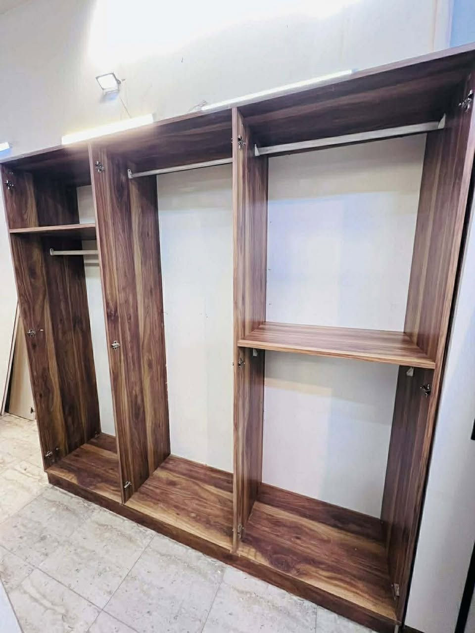 غرفة نوم مستعملة❤
 نضافة85 ٪💯
عدد القطع / 5
نضام / ابواب  ❤
سعرها / 450❤
شد ونقل داخل بغداد مجاني❤
يوجود توصيل محافضات ❤


**إذا كنت صاحب هذا الإعلان وتريد حذفه لأي سبب، رجاءا أرسل رسالة إلى الدعم الفني**