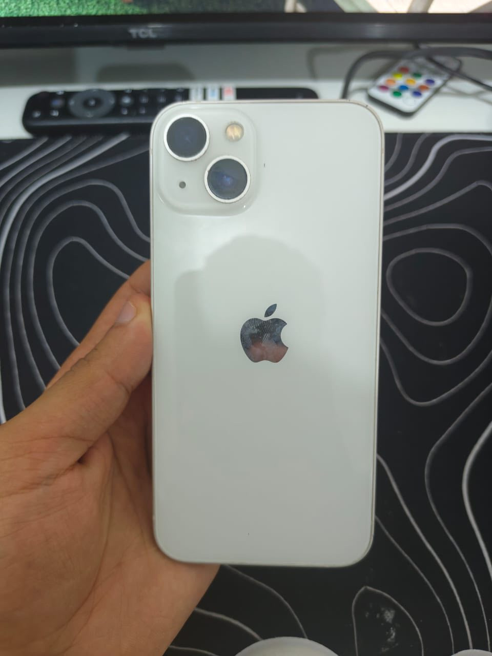 السلام عليكم : 
🔸 ايفون 13 عادي للبيع 
🔸 ذاكرة 128GB 
🔸بطارية 96% الأصلية 
🔸 الجهاز لا مفتوح ولا مصلح ولا بي اي شخط ولا ملعوب بالبطارية مالته جهاز نظيف حيل استخدام شخصي كامرات نضيفة التلفون جان بمخازن الربيعي بالكارتونة مالتة اشتريتة واستخدمتة 3 اشهر فقط 
🔸 فيس ايدي شغال ( بصمة وجه ) 
🔸 السعر ( 425 ) وبي مجال بسيط حك الجية 
شراي راسلني على : *********** واتساب او اتصال
