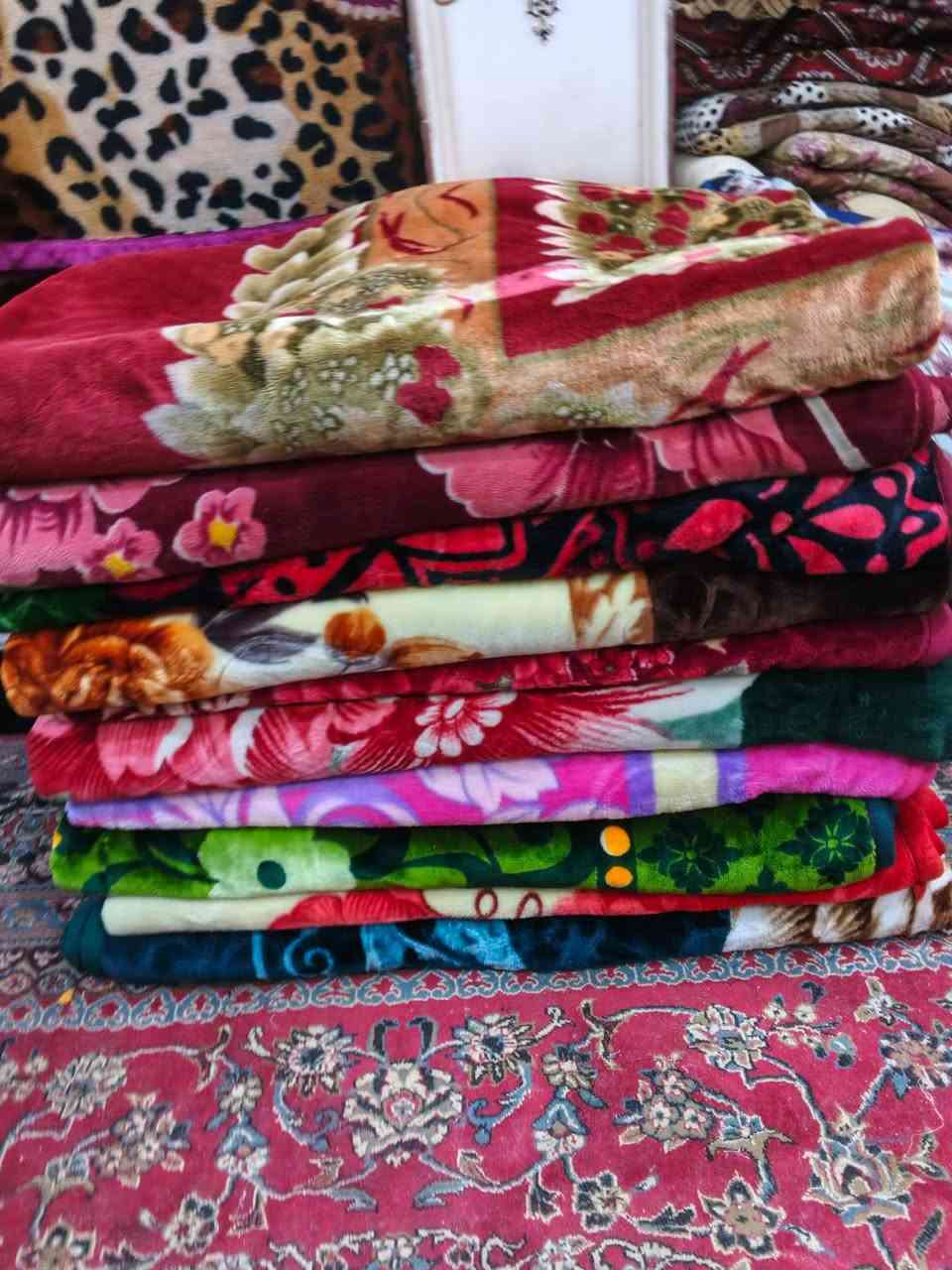 بطانيات باله اثخان ونفرين كبارب9القطعه ***********بي واتساب
