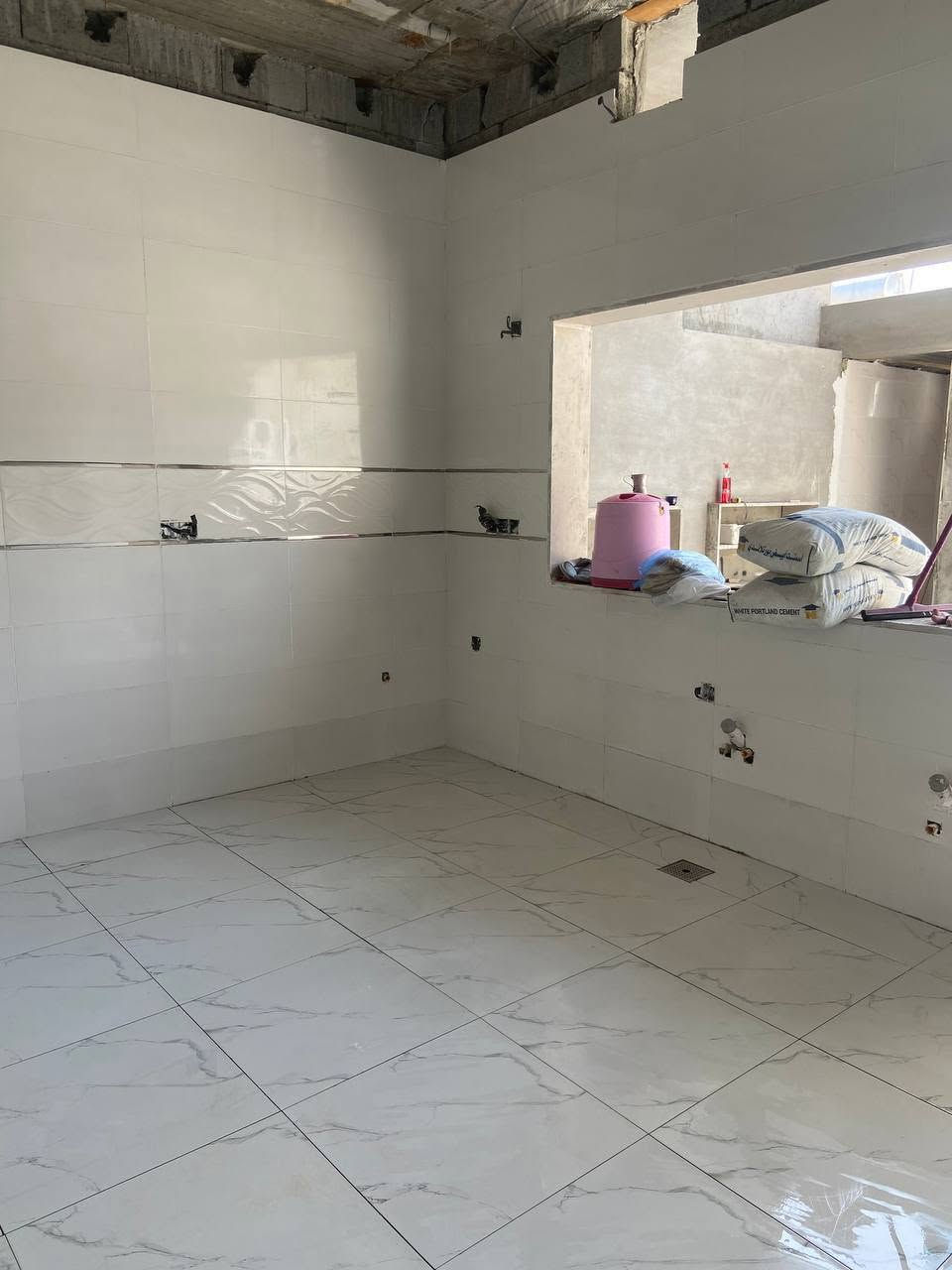 اسطة سيراميك ***********
شغل هندسي نظام ليزر وقفايص
