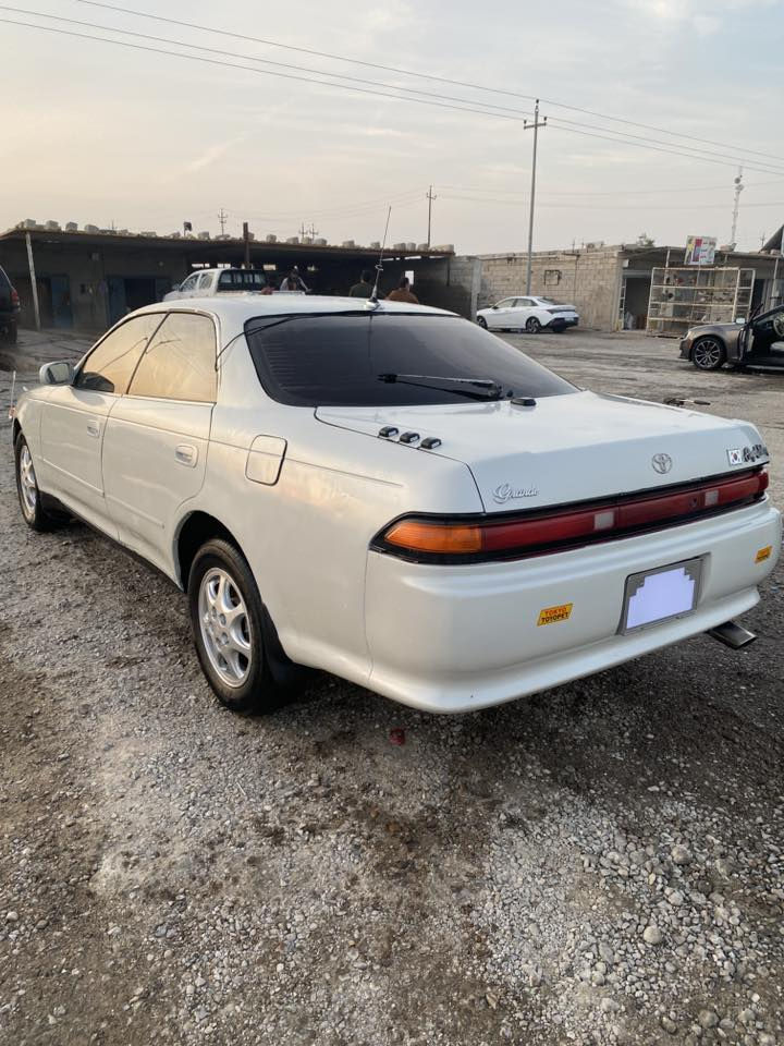 إسلام وعليكم مارك نفخ مديل 1993رقم بصره سنويه مجدده ل28 (علمآ السياره كصه جنطه فقط) مكفوله من الكصه الثانيه والنغل والضربه مكينه وكير 2500جدد ستوني شادهن  شرط ترايك 180حداديه100٪؜ طخم تاير ويل كب جدد كهربائيات كلها شغاله لايتات زنوون مكاني بصره البترو ***********
