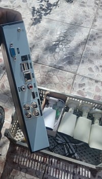 ٤ كامرات • مستخدمات • بكارتون