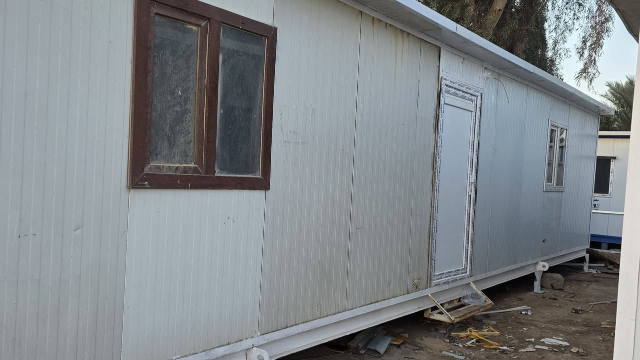 كرفانات مستعمل ١٢×٣.٥ و١٢×٣و٤×٣.٥و٨×٤ويوجد كرفانات جديد جميع القياسات *********** و٠٧٩
