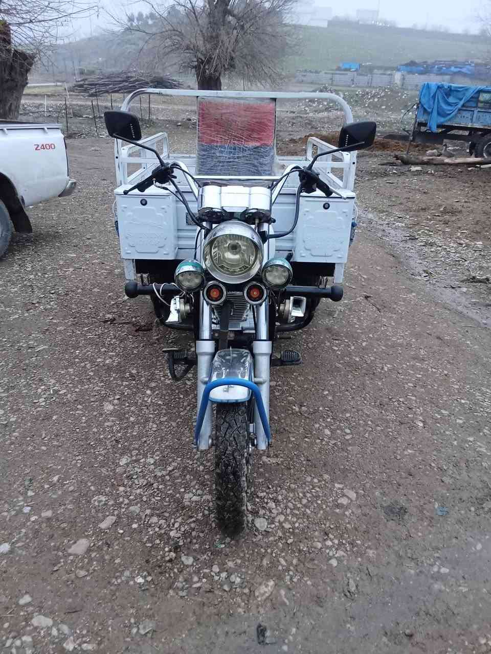 به ناوی خوا ئه ماتۆڕه بۆفرۆشتن مۆدیل 2024مکینه 150پلیت ومه نه فیست هه موو گیانی ئیشه کات زۆرپاکوخاوینه مالی دۆسته به شه رت
مشته ری تیلفون بکه شوین هلبجه ی تازه
***********
***********
