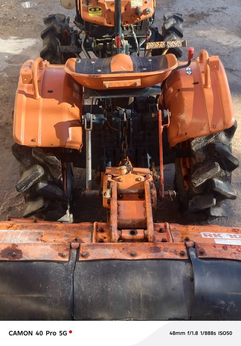 اسلام عليكم دركتر كوبوته ياباني للبيع القوة الحصانية ١٥حصان ٢بستم دبل اكسل وراهة رفاس والسعر ٤٥٠٠ اربع ملاين ونص  العنوان بغداد الراشديه الستفسار الاتصال على الرقم ***********
