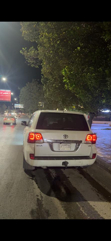 لاندكروز ٢٠١١ كاز
رقم بغداد باسمي تحويل
مصفحة سابقاً وانشال التصفيح بالكامل
فول مواصفات عدا الفتحه
تحكم ستيرن 
شاشة وكامرة خلفية 
تبريد قطعتين 
ماشيه ٢٤٠ الف كيلو
بيها قطع صبغ ابيلعك حزام 
السعر ٢١٠ وبيها مجال قليل
عنواني البصرة
***********
