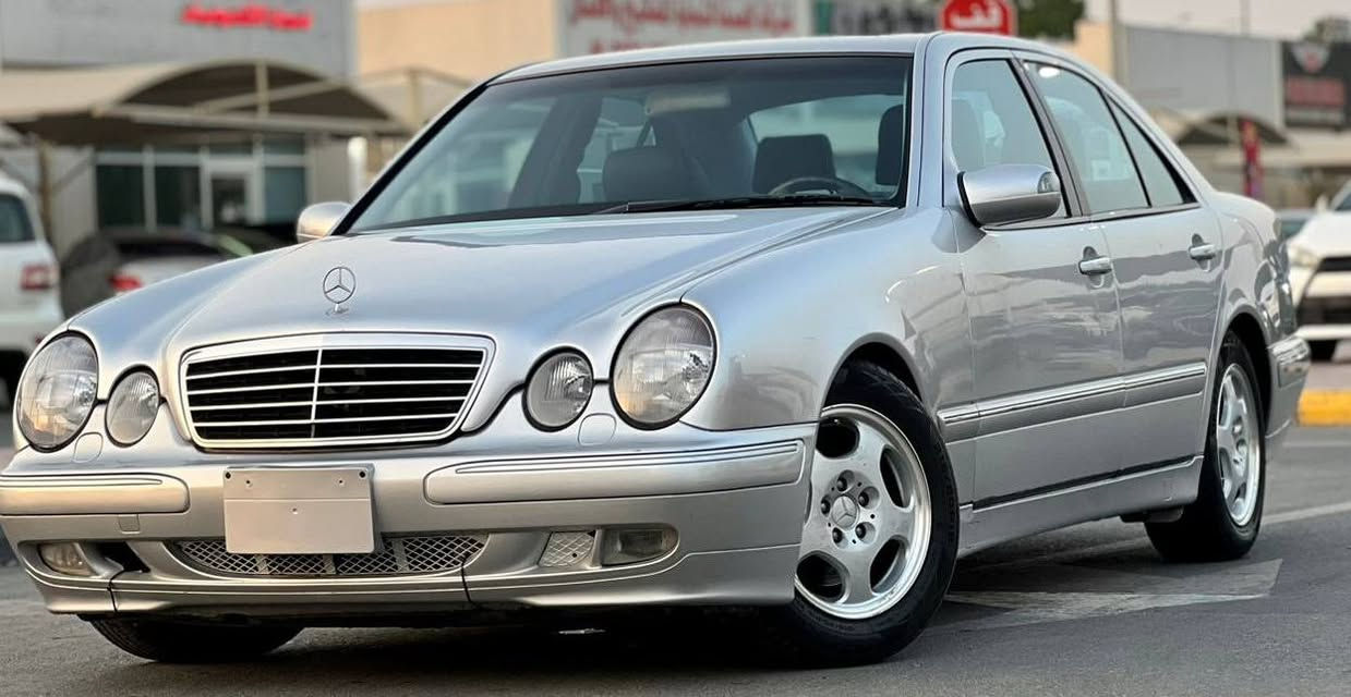 ام عيون موديل ٢٠٠١ كفاله عامه ماشي ١٢٠ الف كيلو متر وارد اليابان السعر ١٠٥ ورقه اتصال ***********
