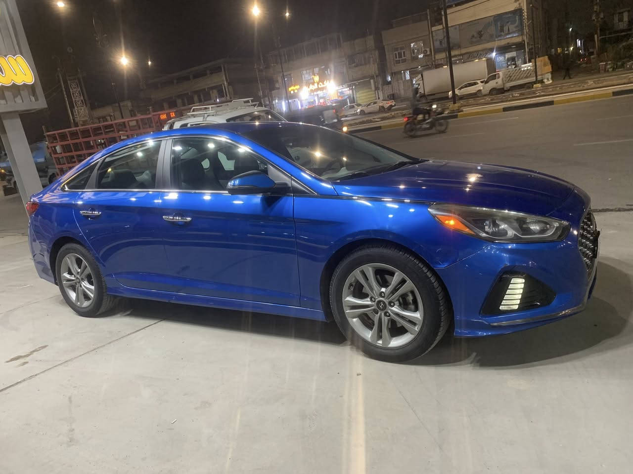 سلام عليكم سوناتا 2019 حادثها جاملغ فقط مبدل والبنيد مرشوش كلير بدون دواخل والباقي كفاله عامه
من كلشي حته بارد مابيها 
السياره جديده كلش برغي ممفتوح بيها ماشيه 75 mi 
كير ومحرك ع وضع الشركه مامفتوح بيهن برغي 
فول مواصفات عده الفتحه 
بصمه  
كشن كهرباء 
رادارات جانبيه 
اشاير بلمري 
تحكم مقود جهتين 
شاحن لاسلكي 
شاشه ابل كار بلي 
كامره دواره 
داخل جلد 
قطعتين تبريد 
صندوق بصمه 
كشاف امامي + منضومه زنون 
يدات وترايش نيكل 
ويل كروم

جاهزه وكامله مكمله ماتصرف عليها كلشي
سعرها 130 وبيها حك جيتك للطيبين 
مكانها بغداد البلديات 
هـ/ ***********
